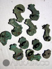 9759437.jpg