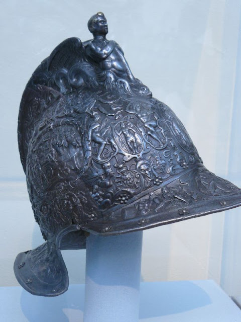 58c43c47066e6_BurgonetforparadearmorattributedtoDesideriusHelmschmidGermanAugsburgabout15501555CE.jpg